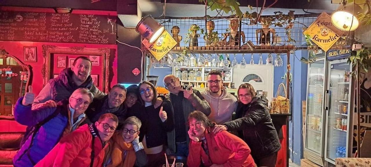 טיראנה Divina Hostel מראה חיצוני תמונה