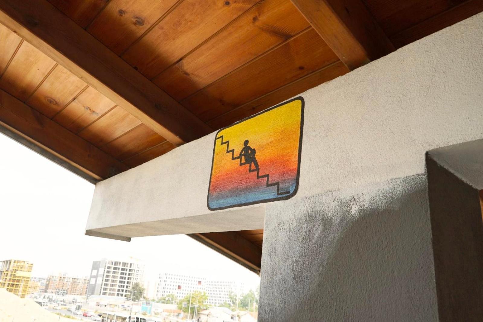 טיראנה Divina Hostel מראה חיצוני תמונה